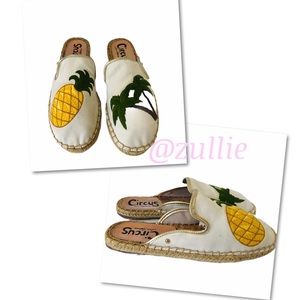 Circus by Sam Edelman Leanne-1 Espadrille Mules